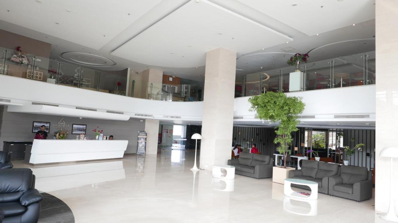 Grandia Hotel Bandung Kültér fotó
